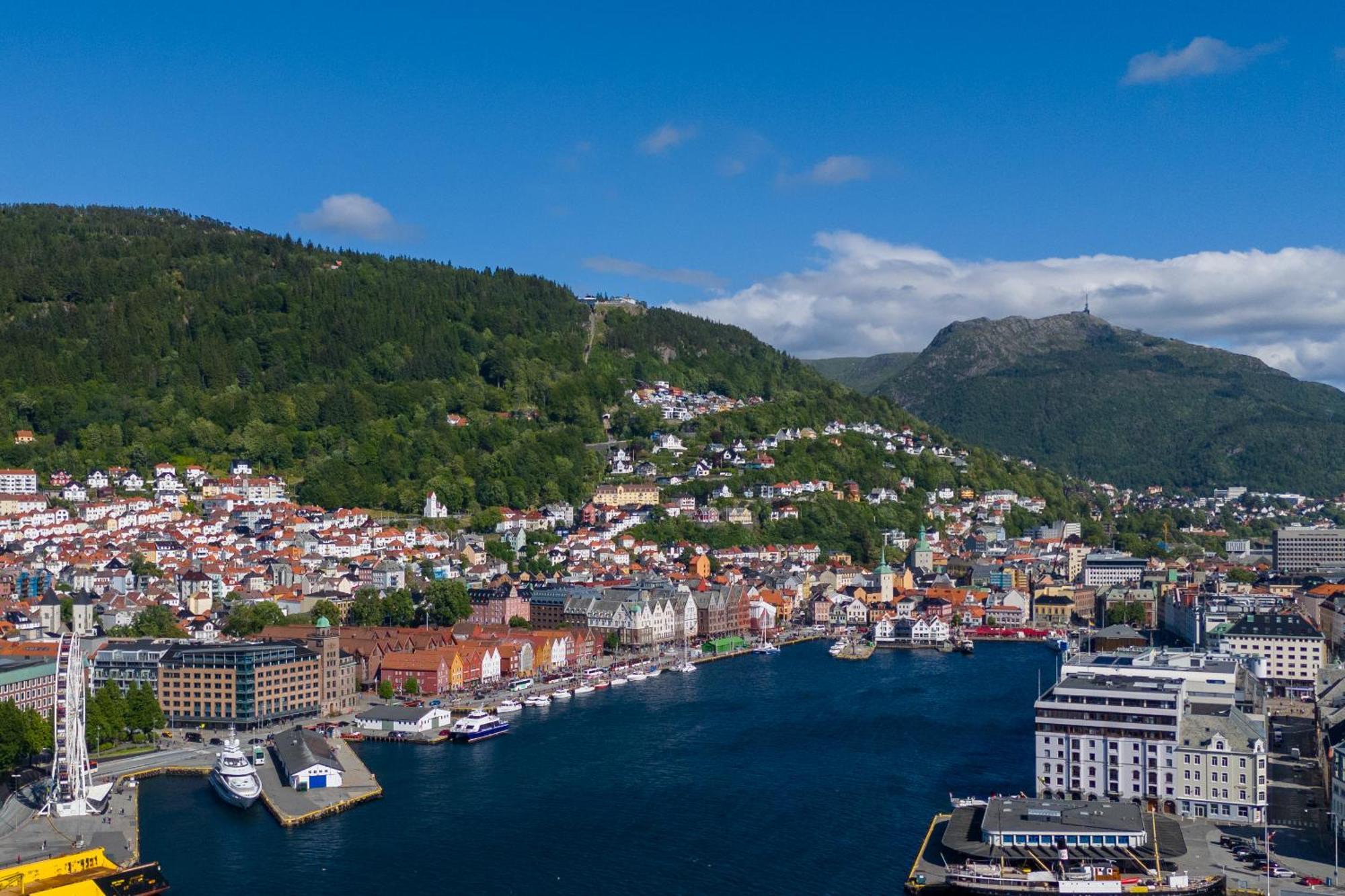 ベルゲンBryggen // Floyen Livingアパートメント エクステリア 写真